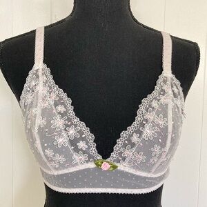 NWT Victorias Secret For Love & Lemons Lace Evie Bralette, Pink & White …